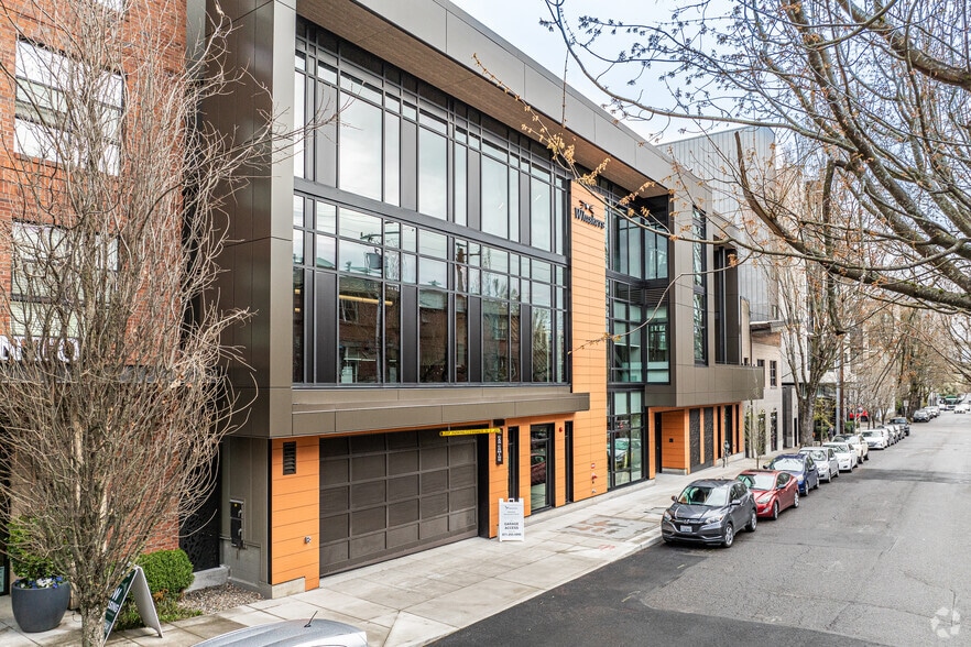 1935 NW Overton St, Portland, OR for lease - Building Photo - Image 2 of 4