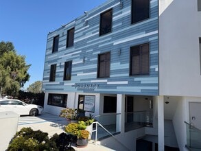 7301 Girard Ave, La Jolla, CA for lease Interior Photo- Image 1 of 1