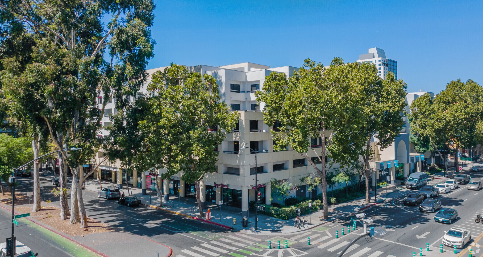 201 S 4th St, San Jose, CA à louer Photo du bâtiment- Image 1 de 15