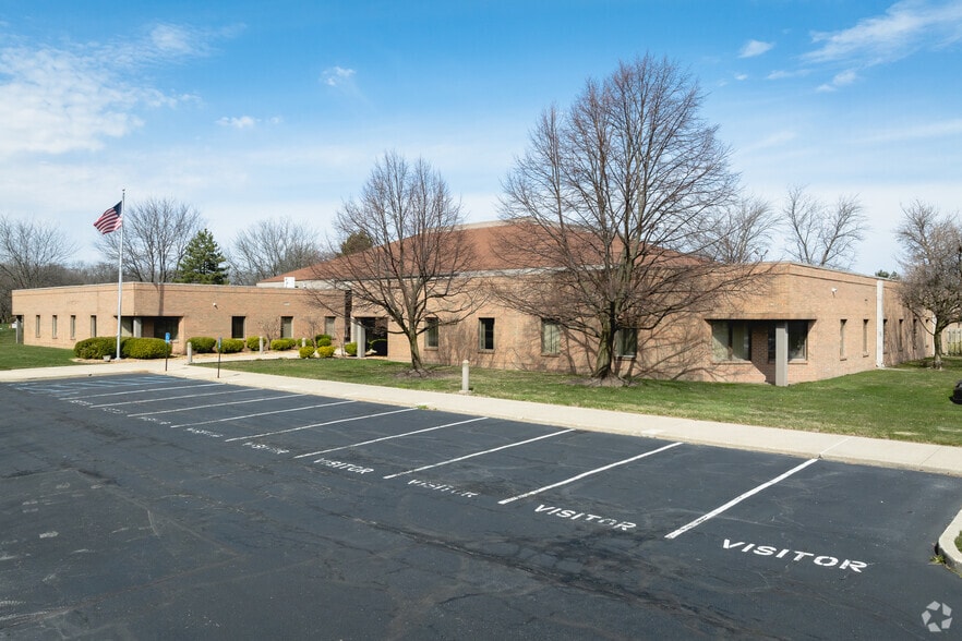 1480 Ford St, Maumee, OH à vendre - Photo principale - Image 1 de 11