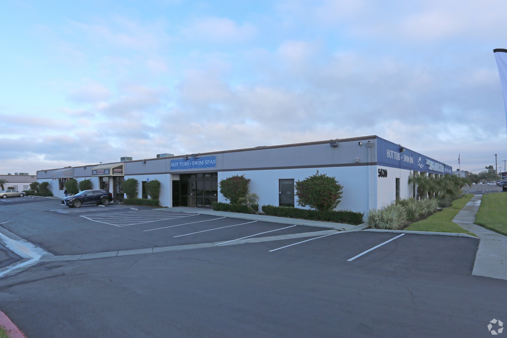 5630 Kearny Mesa Rd, San Diego, CA for lease Primary Photo- Image 1 of 10