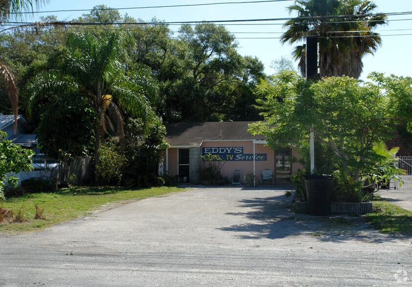 211 Weber Ave, Clearwater, FL for sale - Primary Photo - Image 1 of 2
