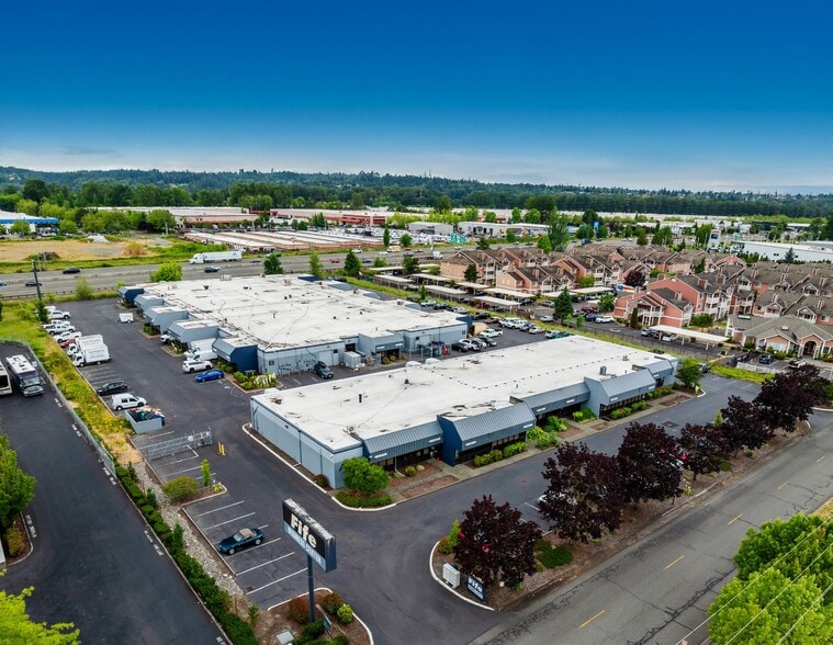 Fife Business Center portfolio of 2 properties for sale on LoopNet.ca - Building Photo - Image 1 of 5