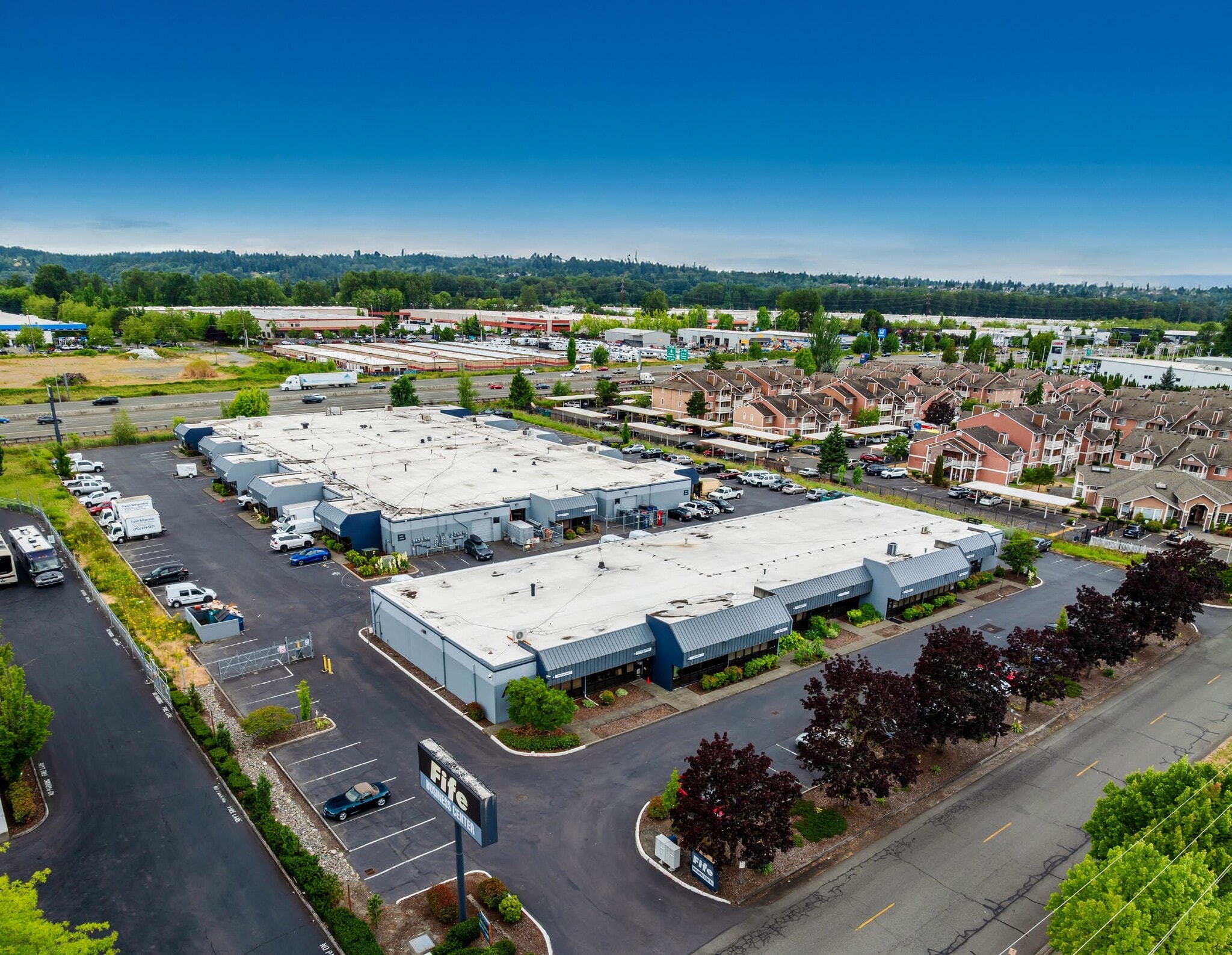 Fife Business Center portfolio of 2 properties for sale on LoopNet.ca Building Photo- Image 1 of 6
