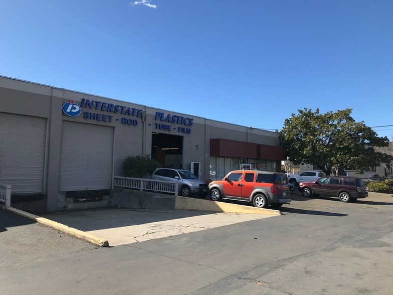 2055-2065 Williams St, San Leandro, CA for lease - Building Photo - Image 1 of 4