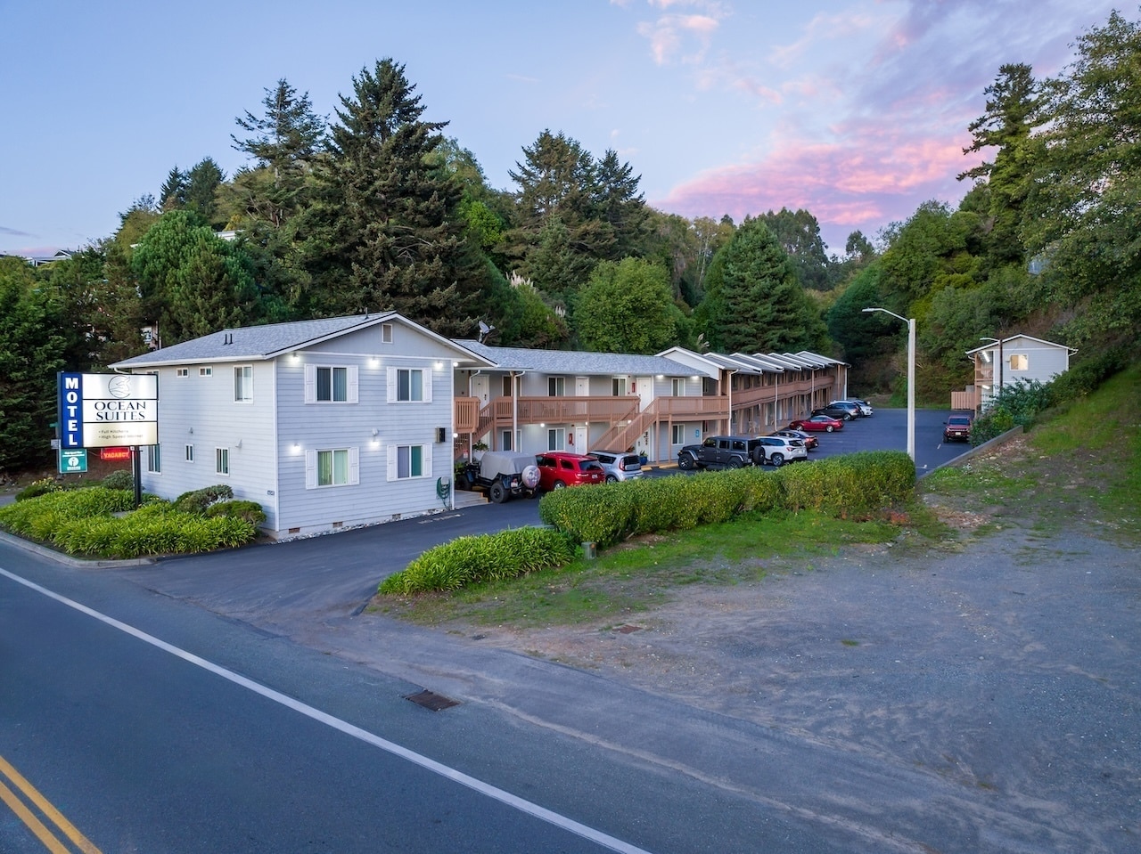 16045 Lower Harbor Rd, Brookings, OR for sale Building Photo- Image 1 of 16