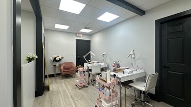 509-513 Red Bank Rd, Goose Creek, SC for lease Interior Photo- Image 2 of 9