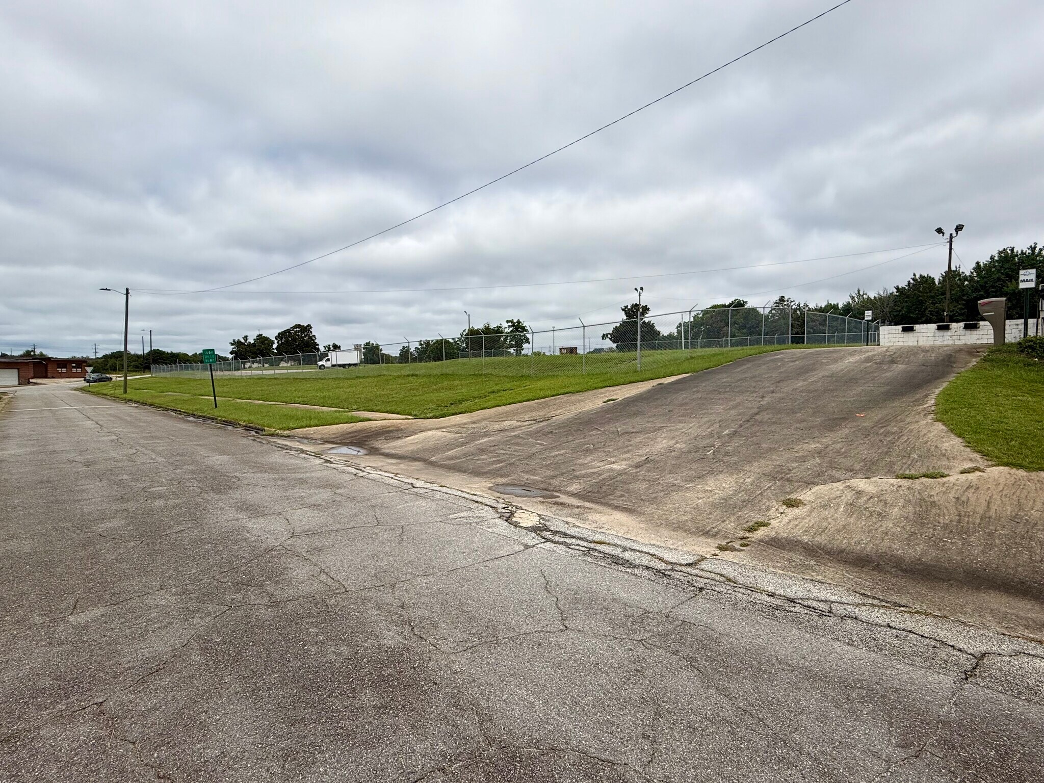 600 Guy Paine Rd, Macon, GA for lease Primary Photo- Image 1 of 13