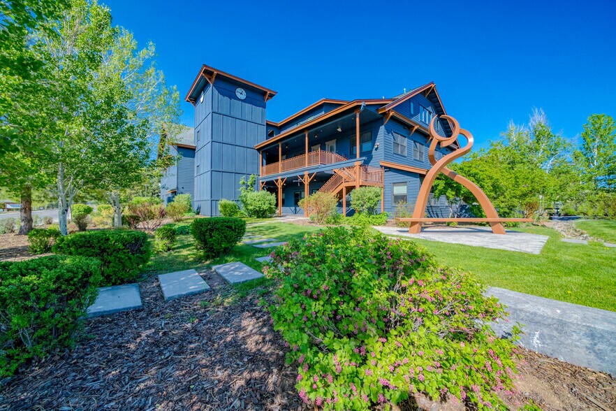 12313 Soaring Way, Truckee, CA à vendre - Photo du bâtiment - Image 1 de 14