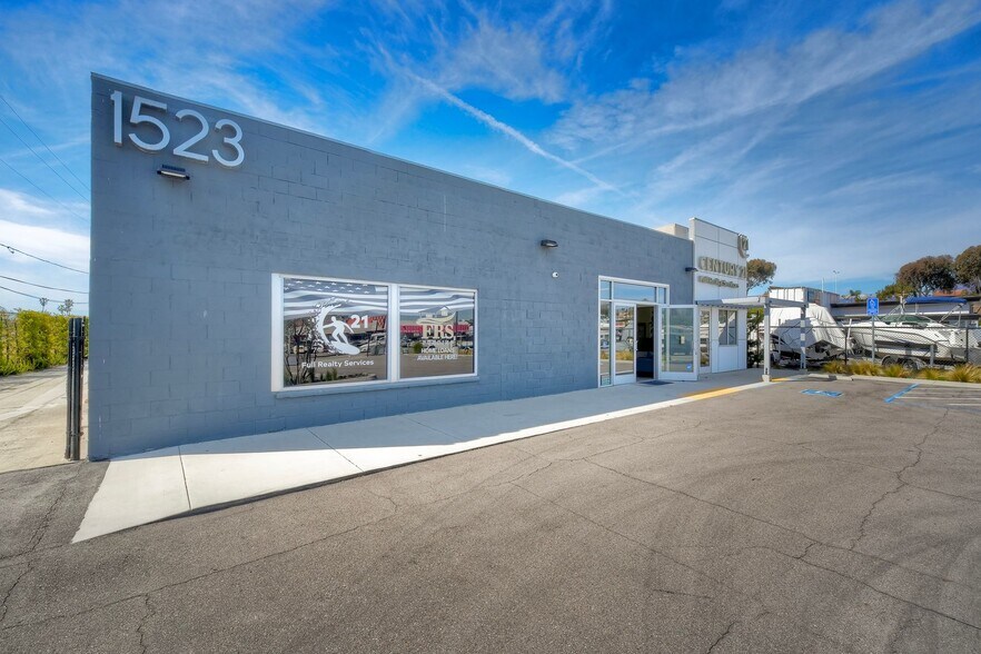 1523 S Coast Hwy, Oceanside, CA à louer - Photo du bâtiment - Image 2 de 45