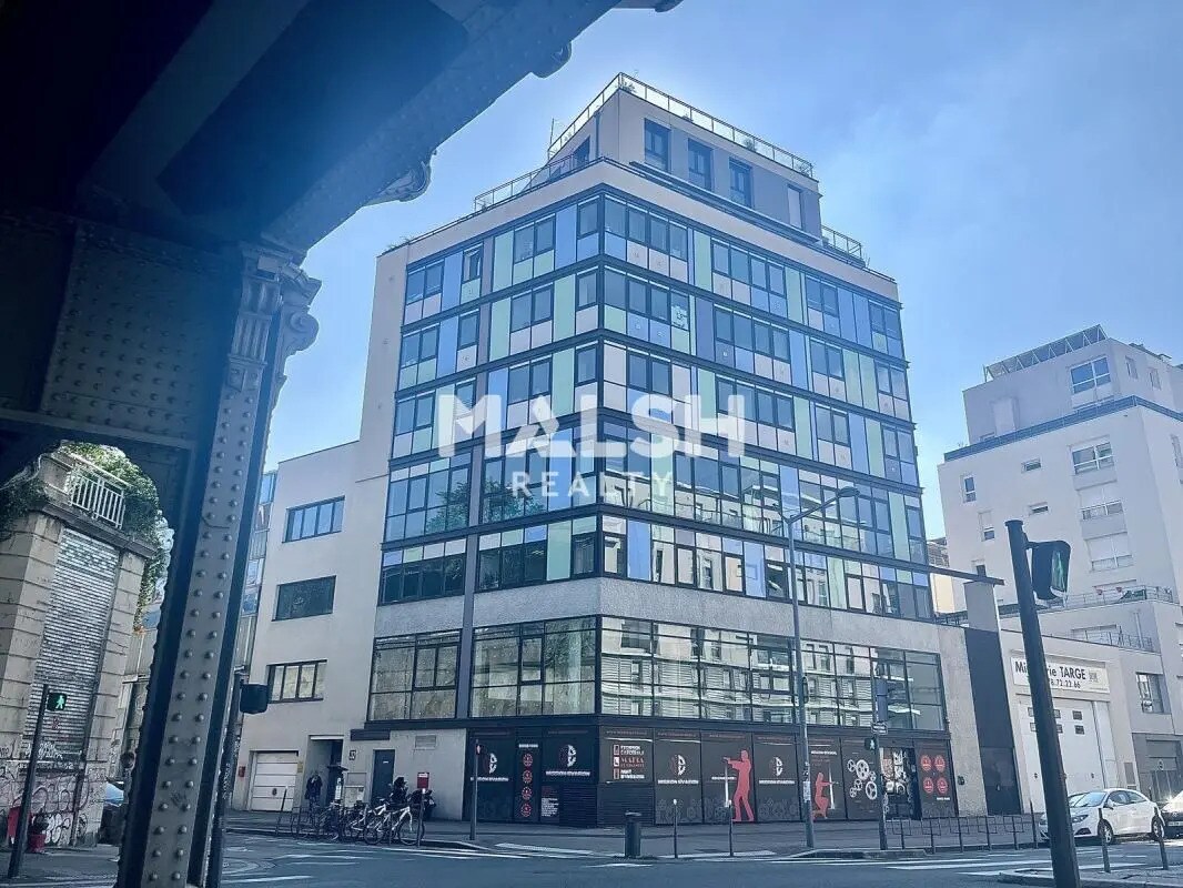 Bureau dans Lyon à louer Photo du bâtiment- Image 1 de 16