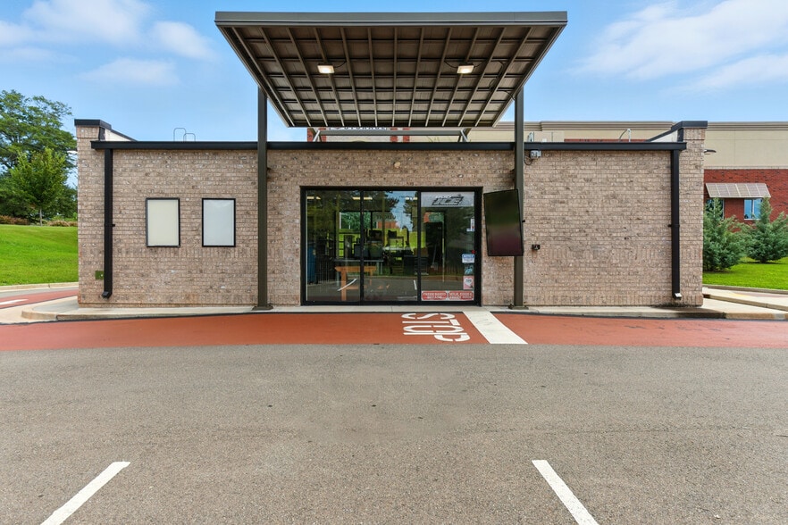 4240 Hickory Flat Hwy, Canton, GA for sale - Building Photo - Image 1 of 30