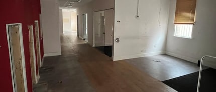 104-116 Front St, Arnold à louer Photo intérieure- Image 1 de 2