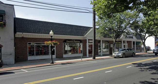 Plus de détails pour 72 E Main St, Babylon, NY - Bureau/Commerce de détail à louer