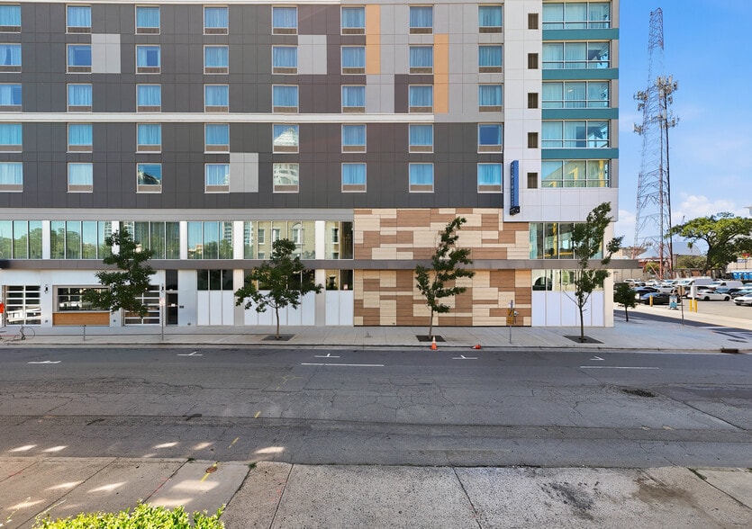 508 N College St, Charlotte, NC for lease - Building Photo - Image 3 of 13