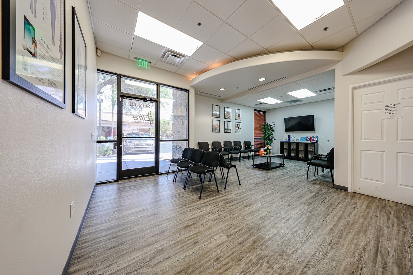 535 E McKellips Rd, Mesa, AZ 85203 - Unité 121 -  - Photo intérieure - Image 1 of 9