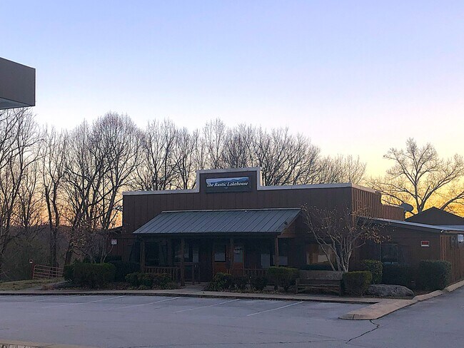 Plus de détails pour 7080 Dale Ridge Rd, Lancaster, TN - Commerce de détail à vendre