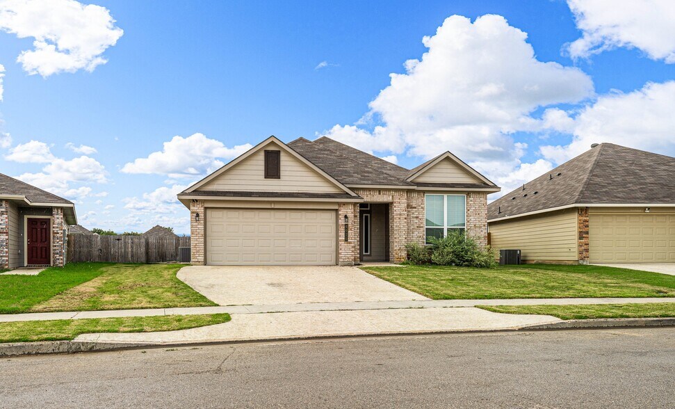 4020 Centerfire, Waco, TX à vendre - Photo du bâtiment - Image 3 de 41