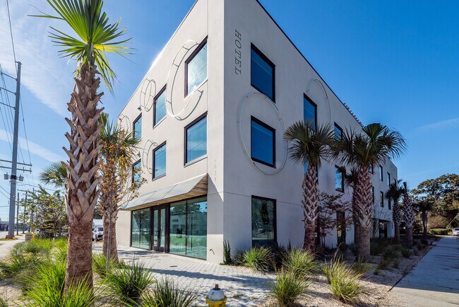 Plus de détails pour 4431 Spruill Ave, North Charleston, SC - Commerce de détail à louer