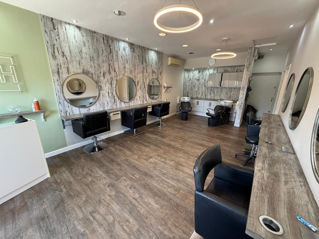 2 Rhodfa Fadog, Swansea, WGN SA6 6LQ - Unité 2 - - Photo intérieure - Image 2 of 3