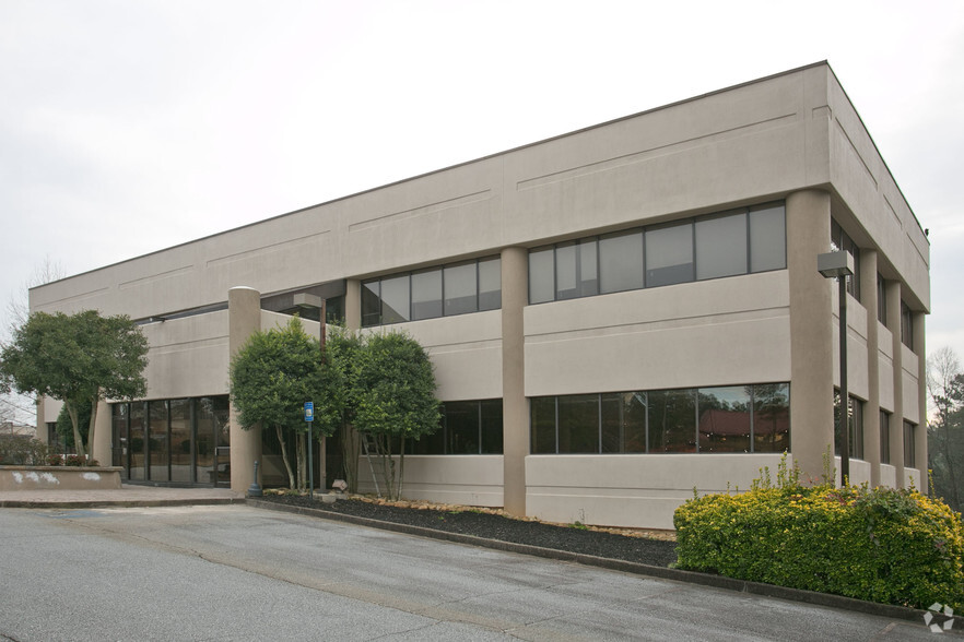 2250 Corporate Plaza Pky SE, Smyrna, GA for lease - Primary Photo - Image 1 of 5