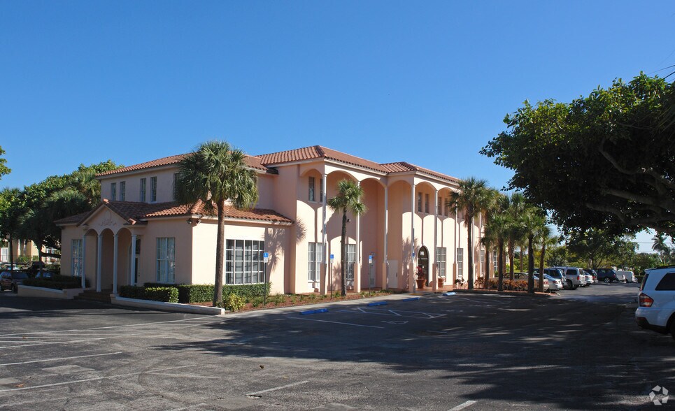 398 Camino Gardens Blvd, Boca Raton, FL for lease - Building Photo - Image 3 of 6