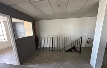 50 Niagara St, St Catharines, ON for lease Interior Photo- Image 2 of 8