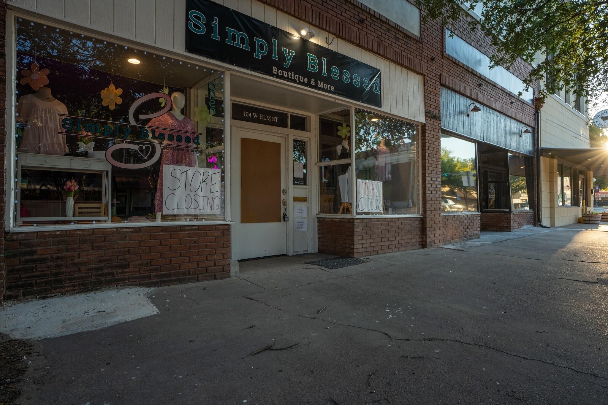 104 W Elm St, Hillsboro, TX à louer Photo du bâtiment- Image 1 de 27