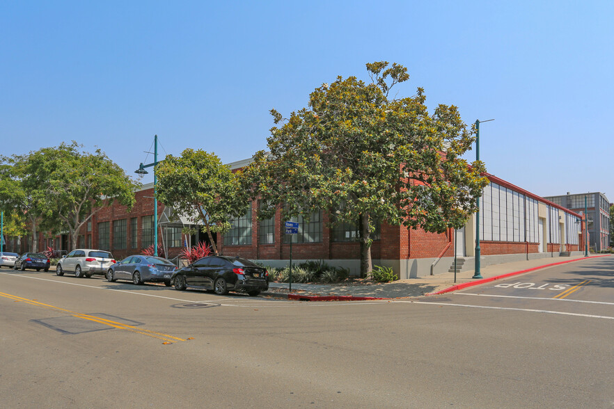 1251-1259 Park Ave, Emeryville, CA for lease - Building Photo - Image 1 of 11