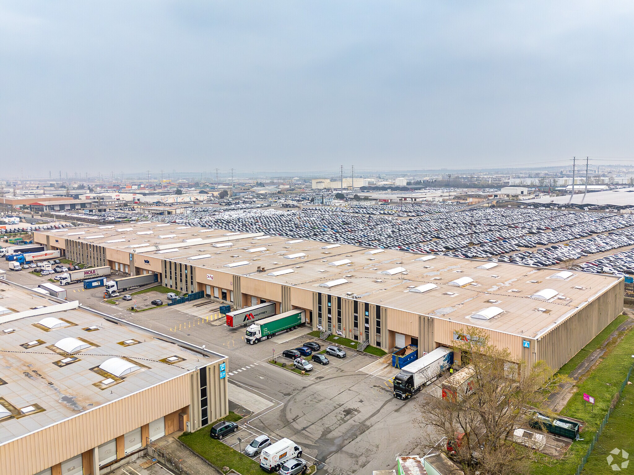 11 Avenue Du 24 Août 1944, Corbas for lease Building Photo- Image 1 of 6