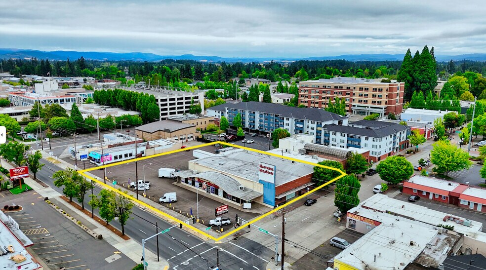 175 SE Baseline St, Hillsboro, OR à vendre - Photo du bâtiment - Image 2 de 18
