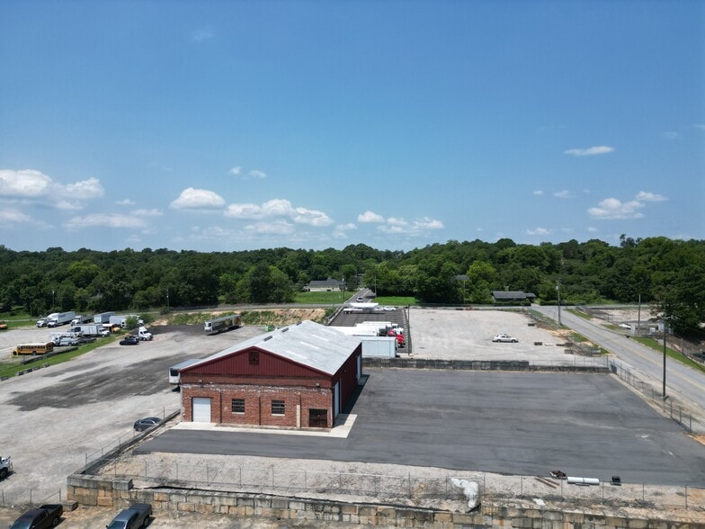 2995 Broadway, Macon-Bibb, GA for sale - Building Photo - Image 1 of 6
