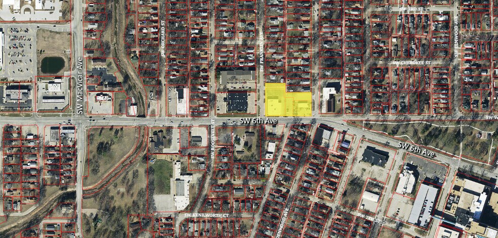 2120 SW 6th Ave, Topeka, KS for sale - Primary Photo - Image 1 of 1