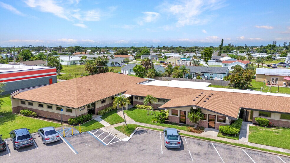 3443 Tamiami Trl, Port Charlotte, FL à louer - Aérien - Image 2 de 35