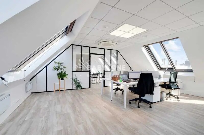 121-123 Rue Edouard Vaillant, Levallois-Perret à vendre - Photo du bâtiment - Image 1 de 11