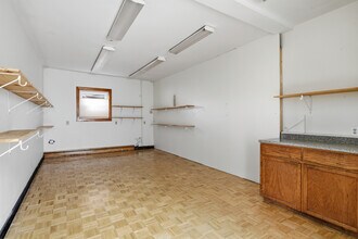 131 Main St, Hatfield, MA à louer Photo intérieure- Image 2 de 2