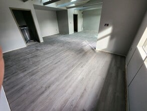 570 Lawrence St, Eugene, OR for lease Interior Photo- Image 1 of 3