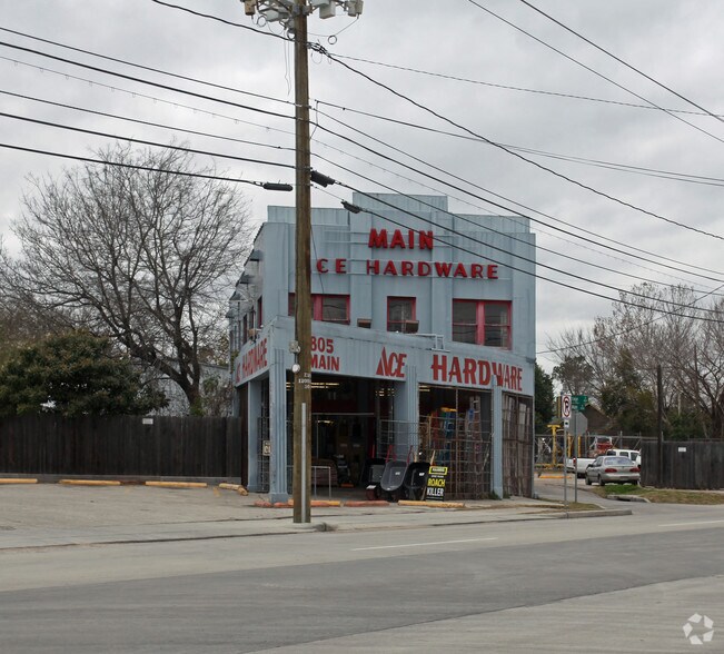 3805 N Main St, Houston, TX à vendre - Photo du bâtiment - Image 2 de 2