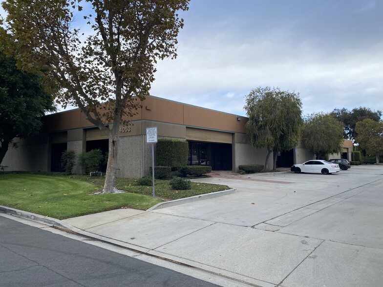 4053 Calle Tesoro, Camarillo, CA for lease - Building Photo - Image 1 of 2