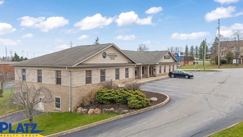 154 Youngstown Rd, Hubbard, OH à louer - Photo du bâtiment - Image 2 de 7