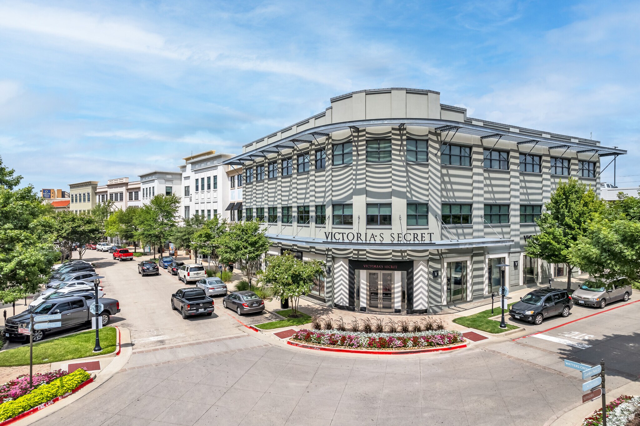 825 Watters Creek Blvd, Allen, TX à louer Photo du bâtiment- Image 1 de 15