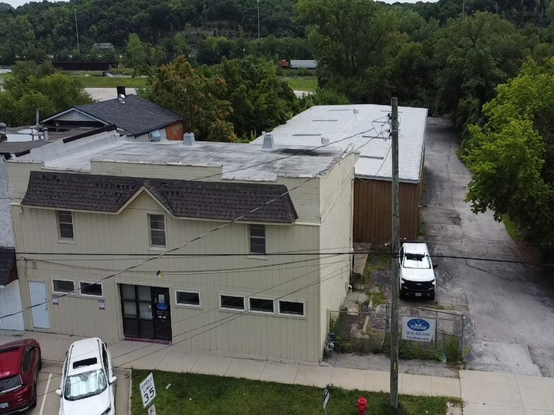 1129 Merriam Ln, Kansas City, KS for sale - Building Photo - Image 1 of 3