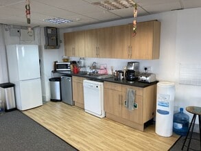 1-2 Queen Sq, Brighton à louer Photo intérieure- Image 2 de 8