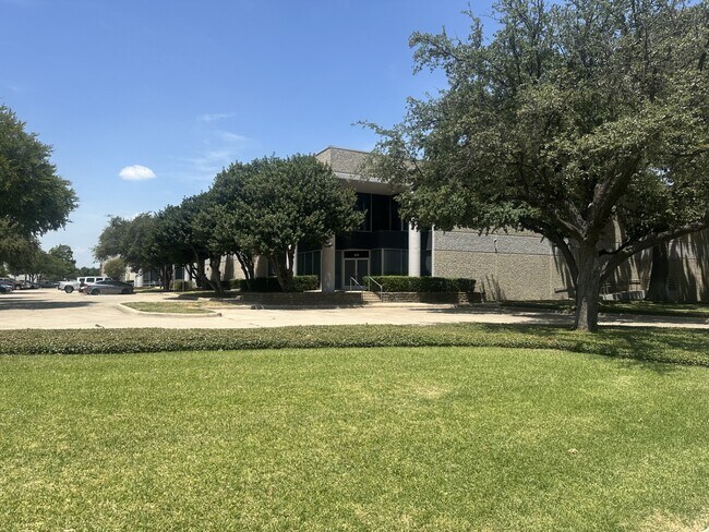 Plus de détails pour 1620 Rafe St, Carrollton, TX - Industriel à louer