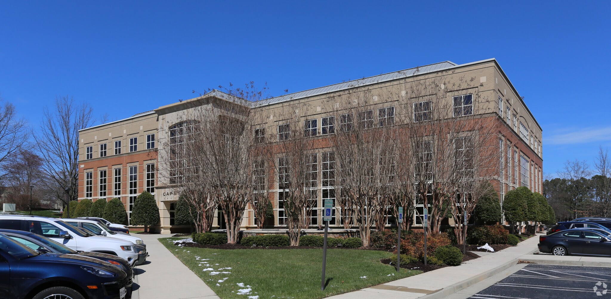 7100 Forest Ave, Richmond, VA for lease Primary Photo- Image 1 of 8