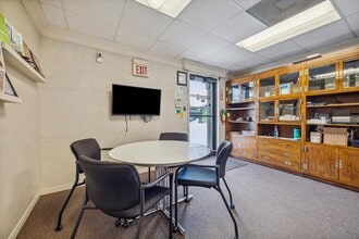 5711 Clarewood Dr, Houston, TX for lease Interior Photo- Image 1 of 9