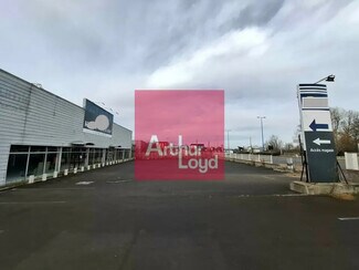 Plus de détails pour Commerce de détail à louer