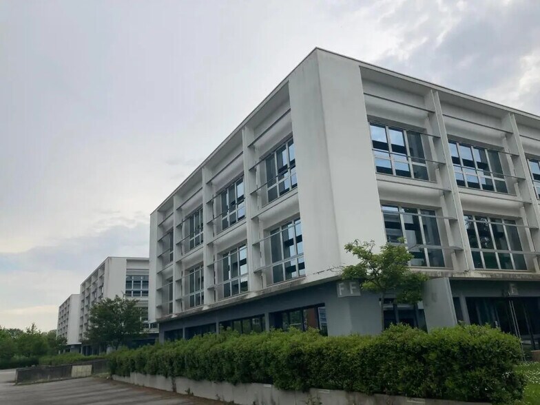 Bureau dans Rennes à louer - Photo du bâtiment - Image 2 de 7
