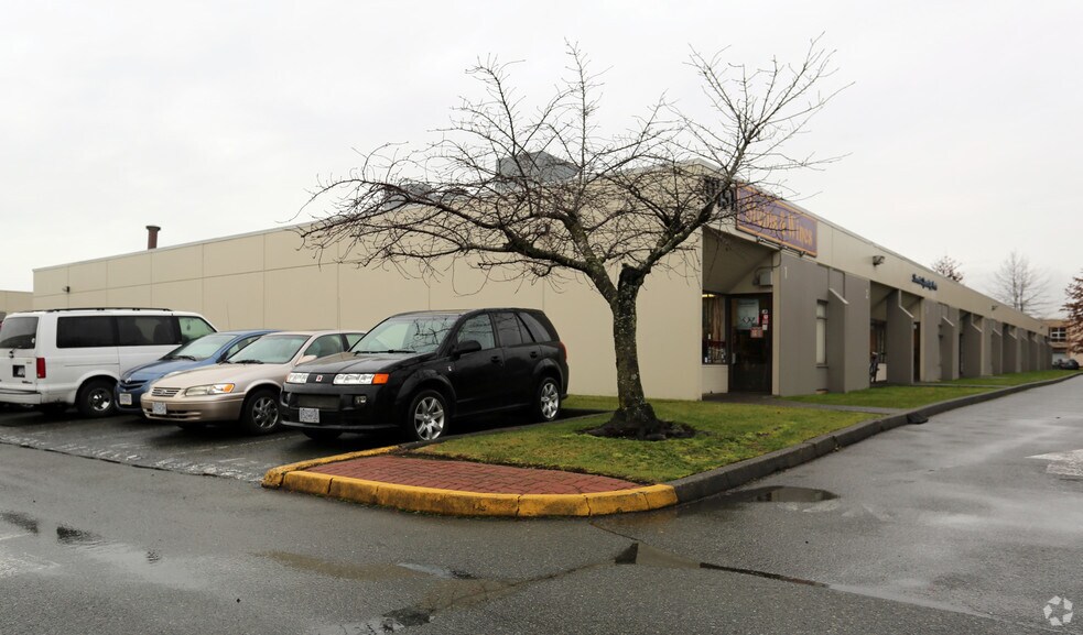 11151 Horseshoe Way, Richmond, BC à louer - Photo du bâtiment - Image 3 de 3