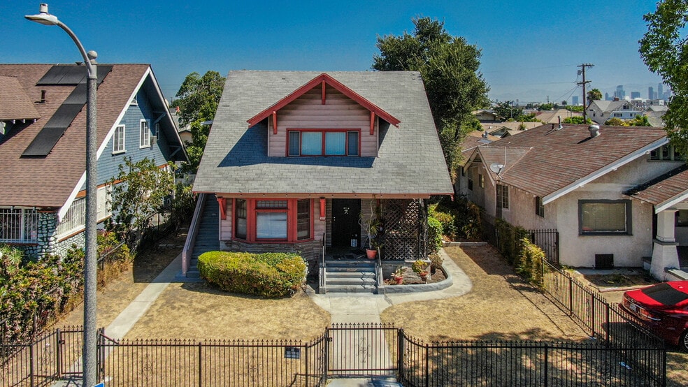 1111 W 47th St, Los Angeles, CA for sale - Building Photo - Image 2 of 23